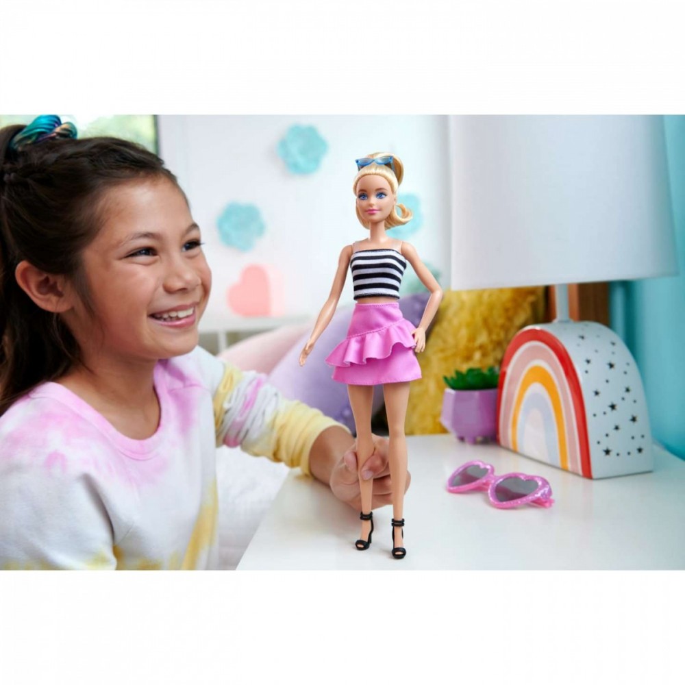 Lėlė barbė madistė dryžuota palaidine mattel hrh11