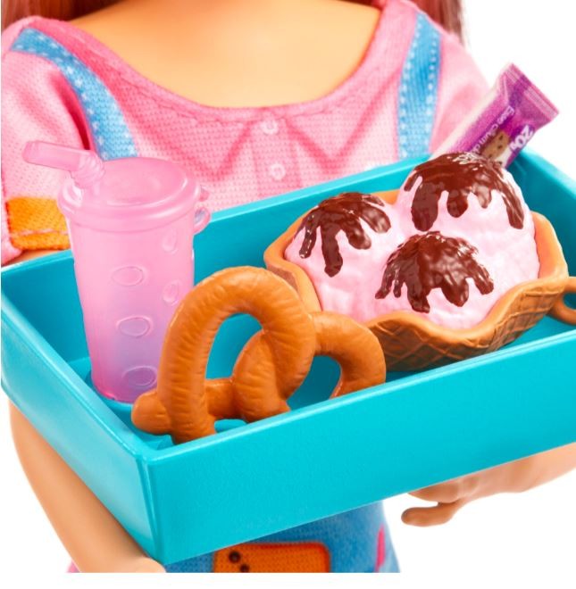 Lėlė barbie pirmojo darbo užkandžių baras