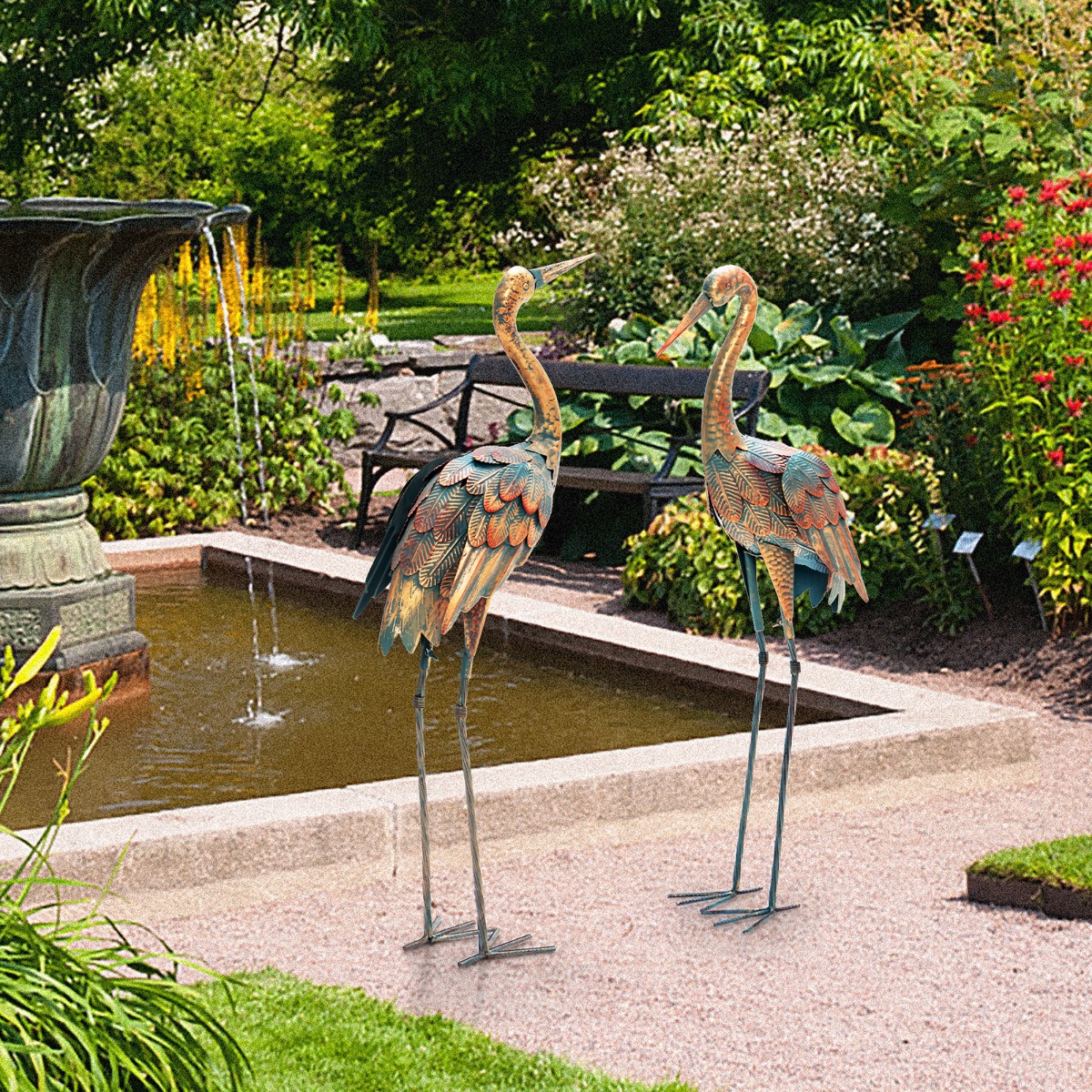 Gervju statujas 18 x 35 x 86 cm un 19 x 30 x 85 cm, 2 gab.