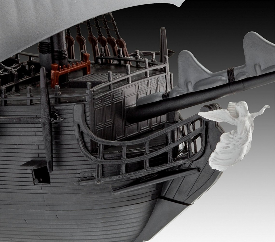 Revell - black pearl (easy-click), 1/150, 05499