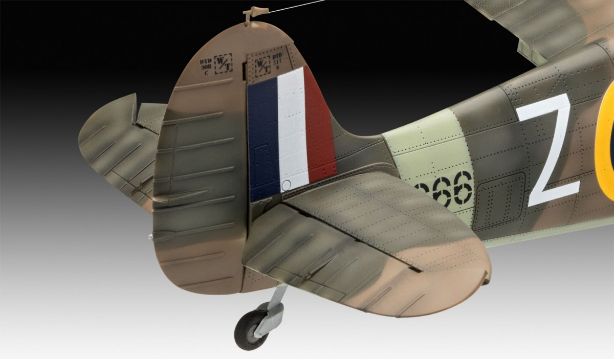 Revell - spitfire mk.ii aces high 35th anniversary iron maiden dovanų komplektas, 1/32, 05688