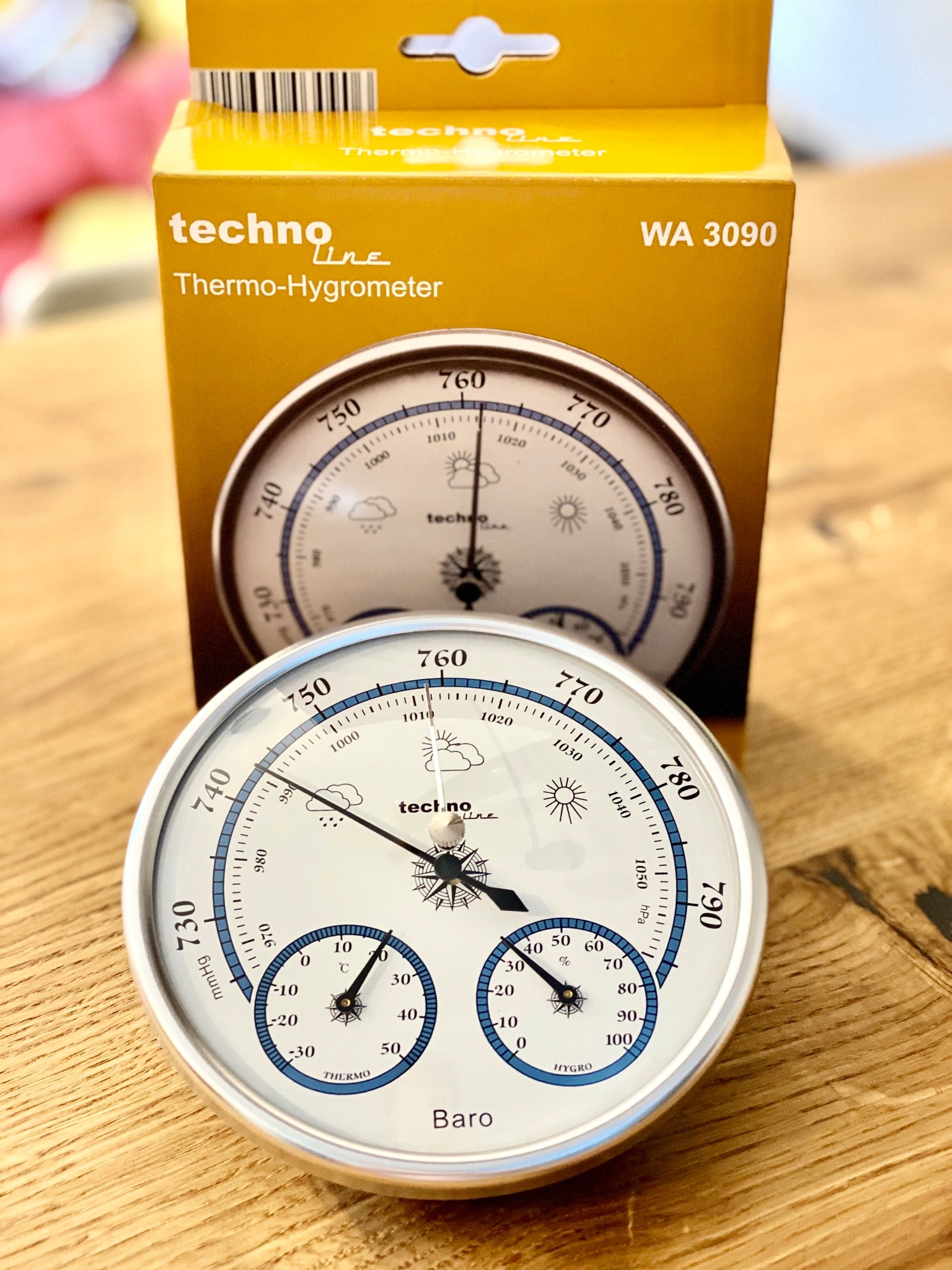 Termometras/ barometras/ drėgnomatis Technoline WA3090