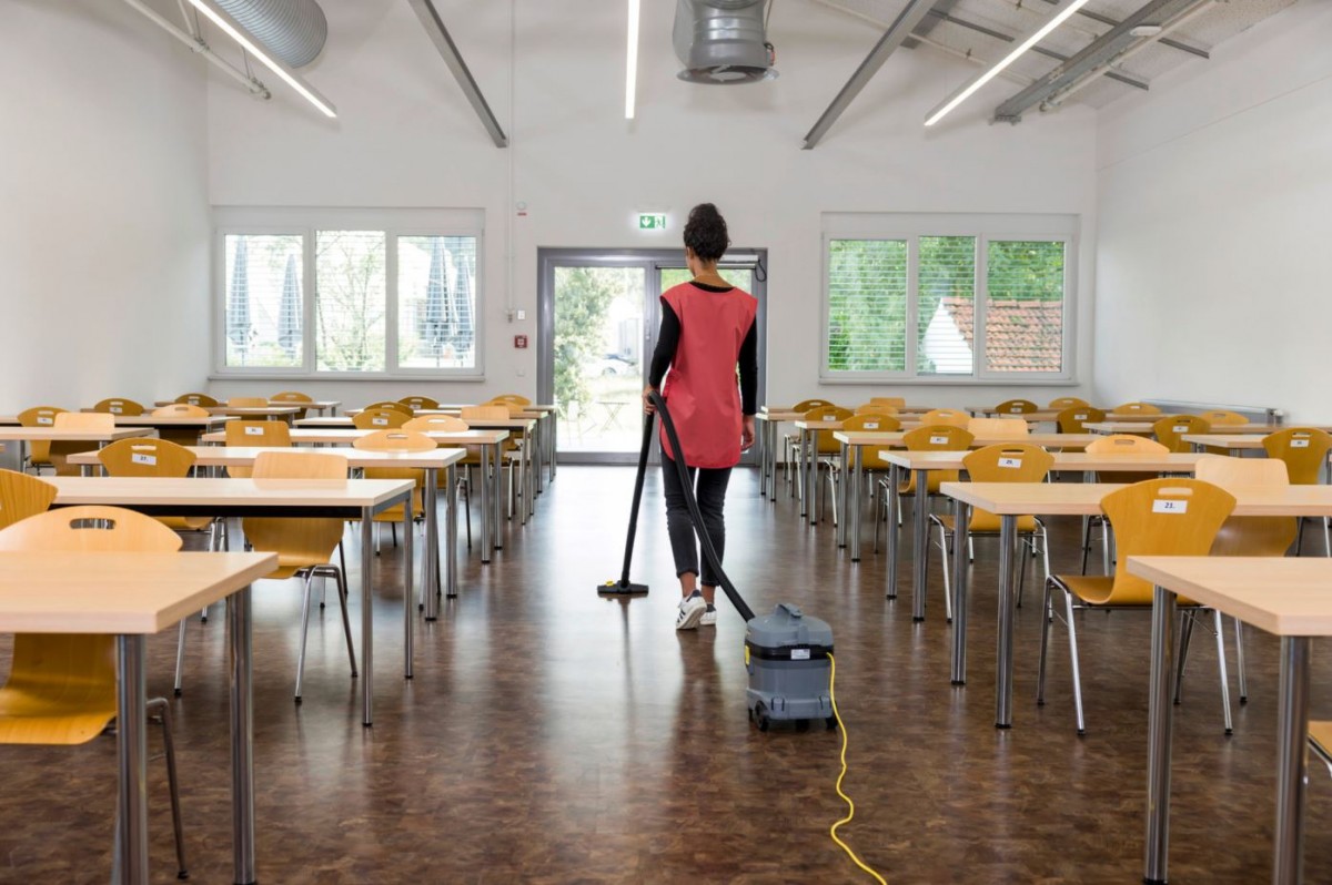 Dulkių siurblys karcher t 11/1 classic