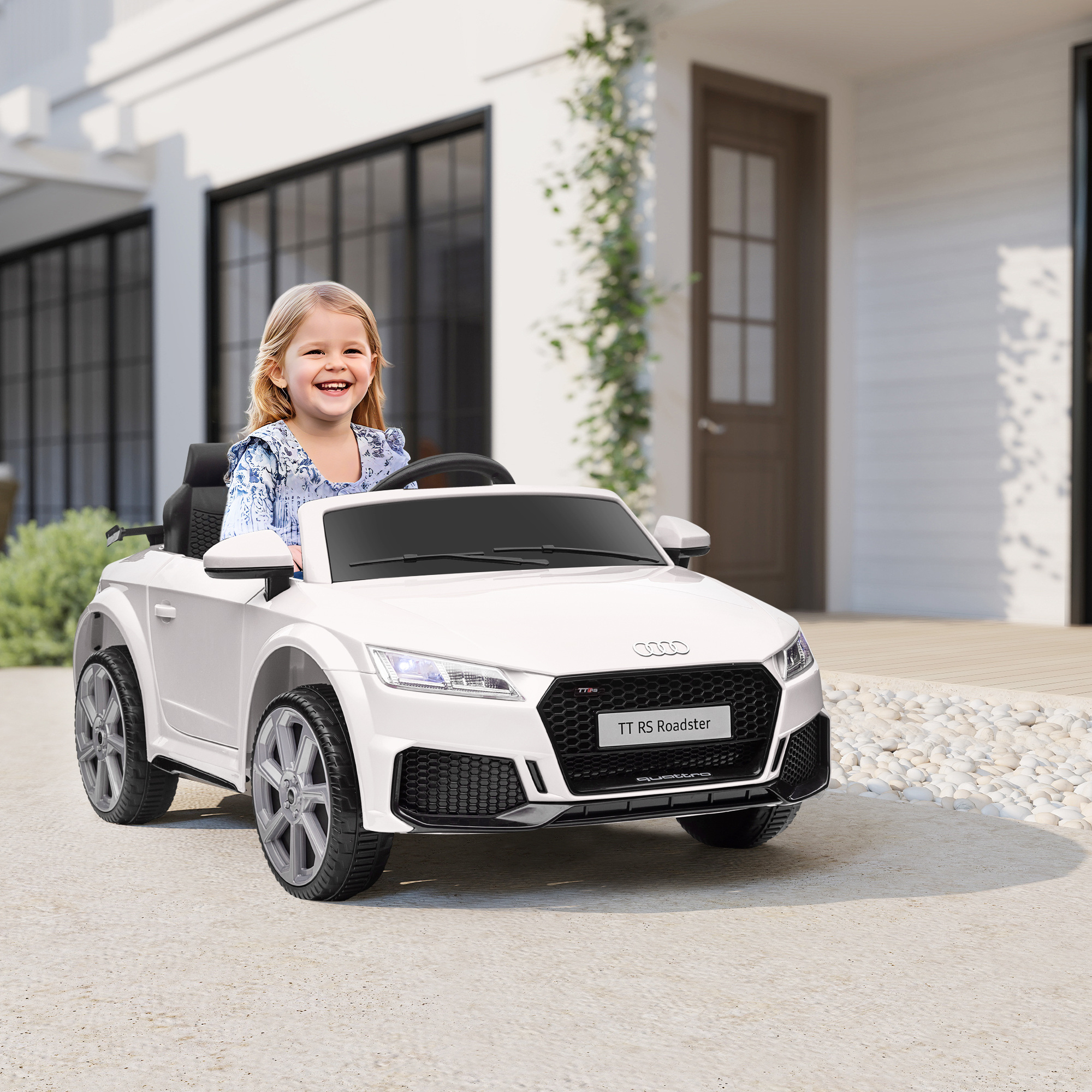 Vaikiškas elektrinis automobilis baltas