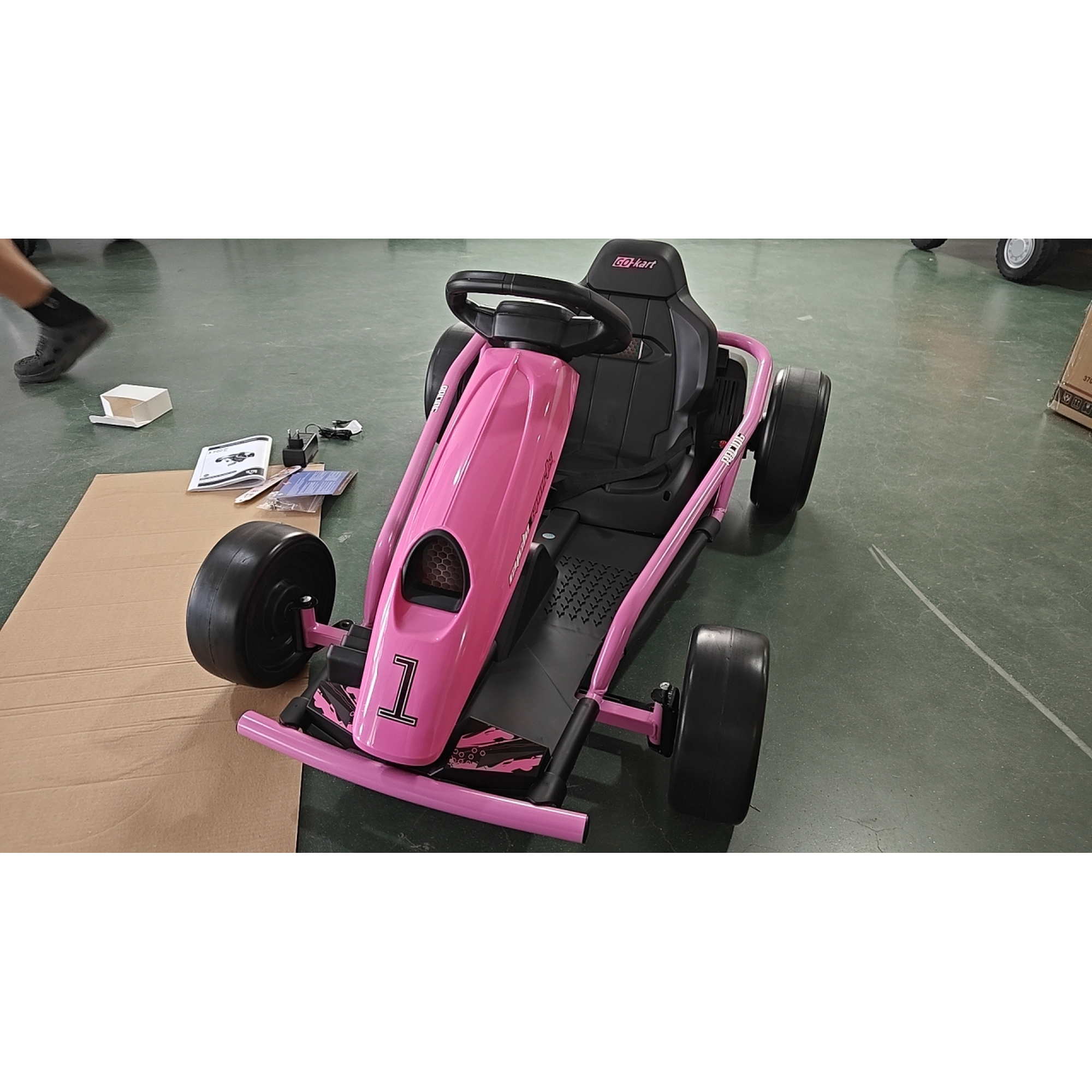 Elektrinis kartingas su driftavimo funkcija ir 24 V dviguba pavara, rožinis, 115 × 77 × 54 cm 2
