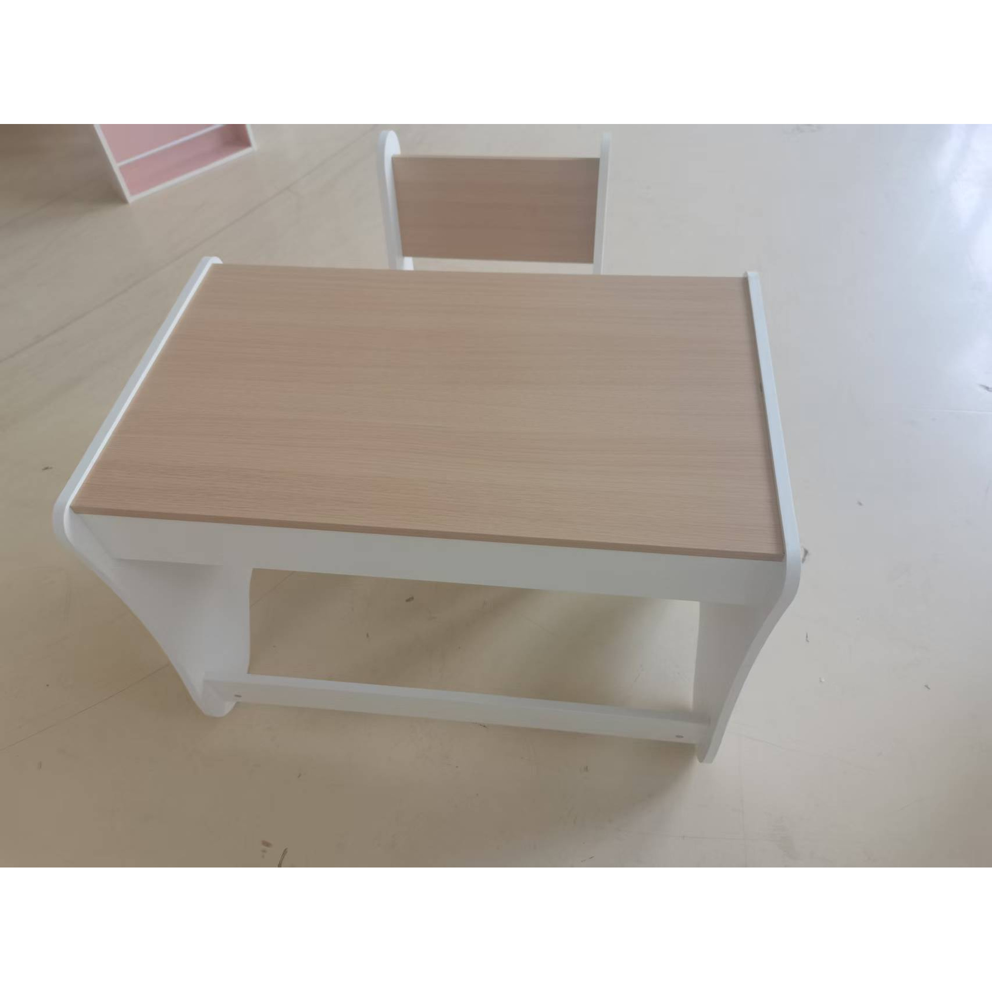 Vaikiškas stalo ir kėdės komplektas su stalčiumi, baltas ir natūralaus medžio spalvos, 69,5 × 45 × 51 cm, 2 dalių 2