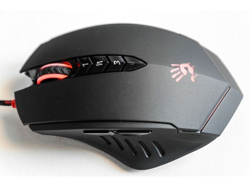 Laidinė pelė a4tech pelė bloody v8m, 3200dpi, optinė, 7but., usb laidas, juoda, žaidimų, core 2, atmintis 160kb