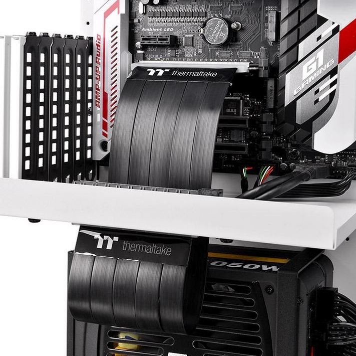 Thermaltake extension riser tt premium pci-e 3.0 x16, 300 mm (ac-045-cn1otn-c1)