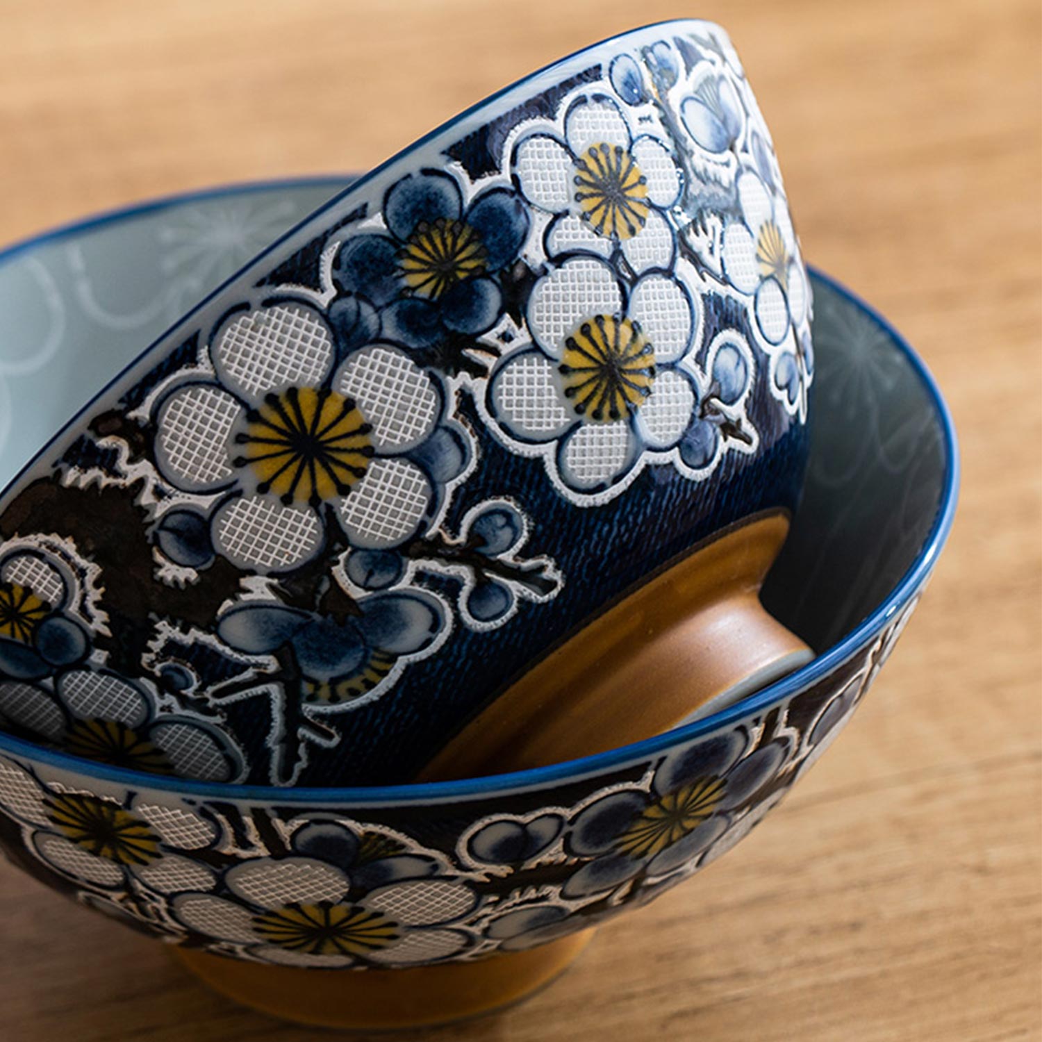 Porcelāna bļodiņa ar reljefu ķiršu ziedu rakstu, zila, Ø 12,2 × 6,5 cm 3