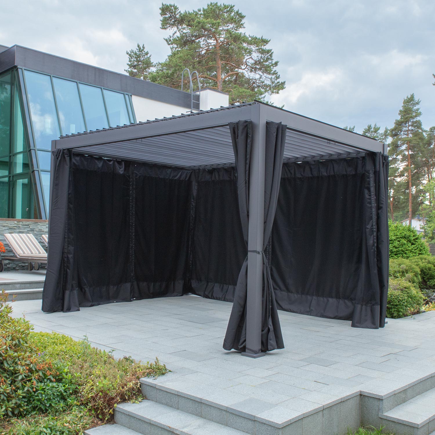 Užuolaidos pavėsinei MIRADOR-111, poliesterinės, juodos, 3 x 3 m, 4 vnt.