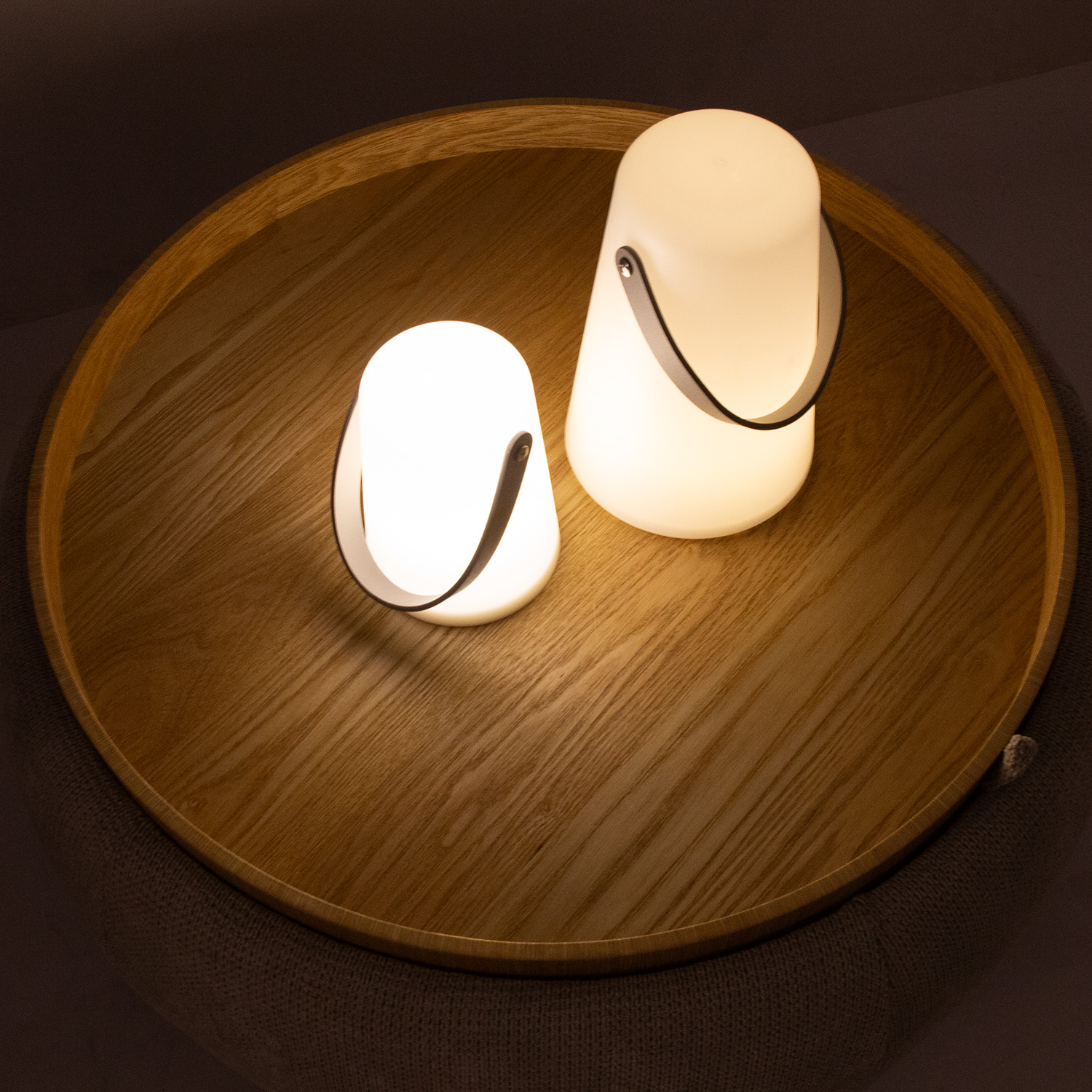 LED žibintas su dirbtinės odos rankena, 14 cm
