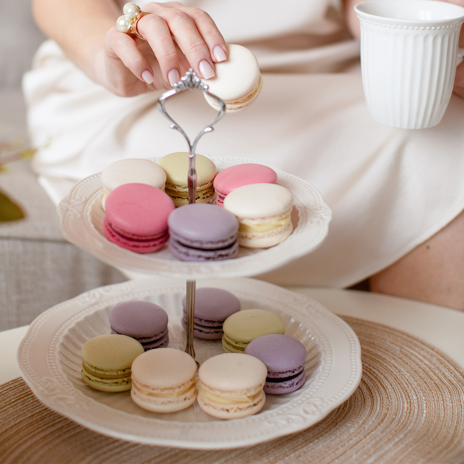 Divstāvu servēšanas šķīvis SOFIA, balts, Ø 20 / 26,5 cm
