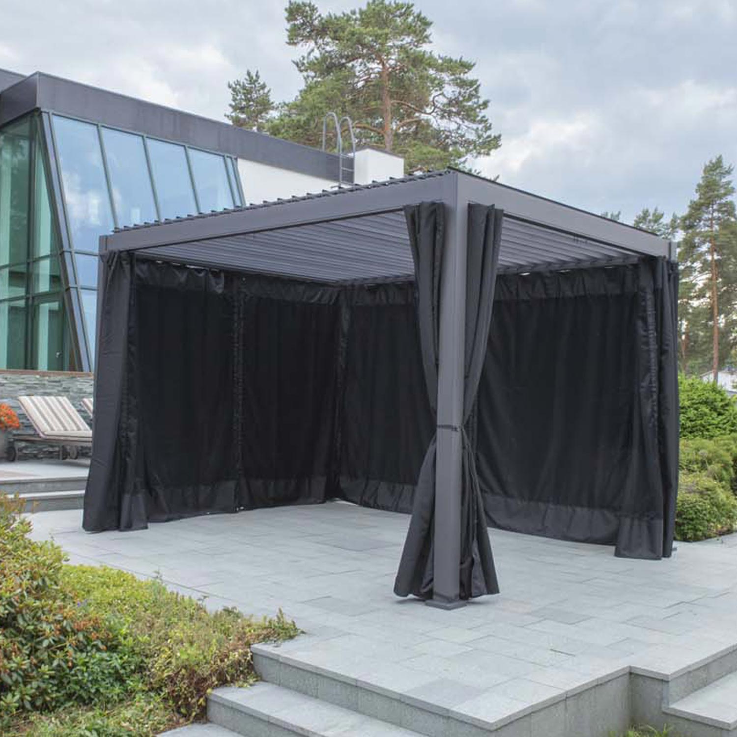 Poliesterinės užuolaidos pavėsinei MIRADOR-111, juodos, 3 x 4 m, 4 vnt.
