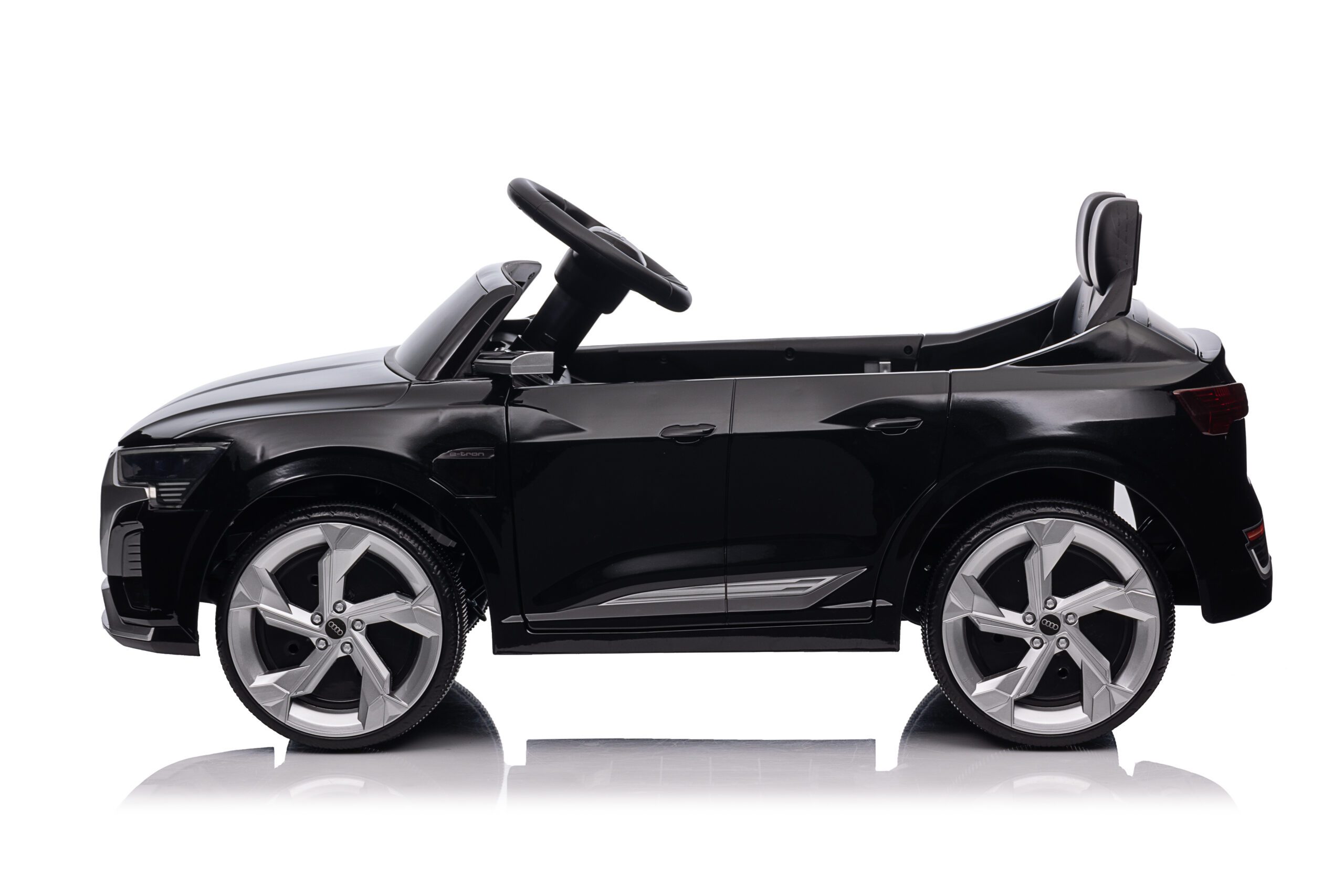 Vaikiškas elektromobilis HATIS “Audi SQ8 e-tron Sportback”, juodas 2