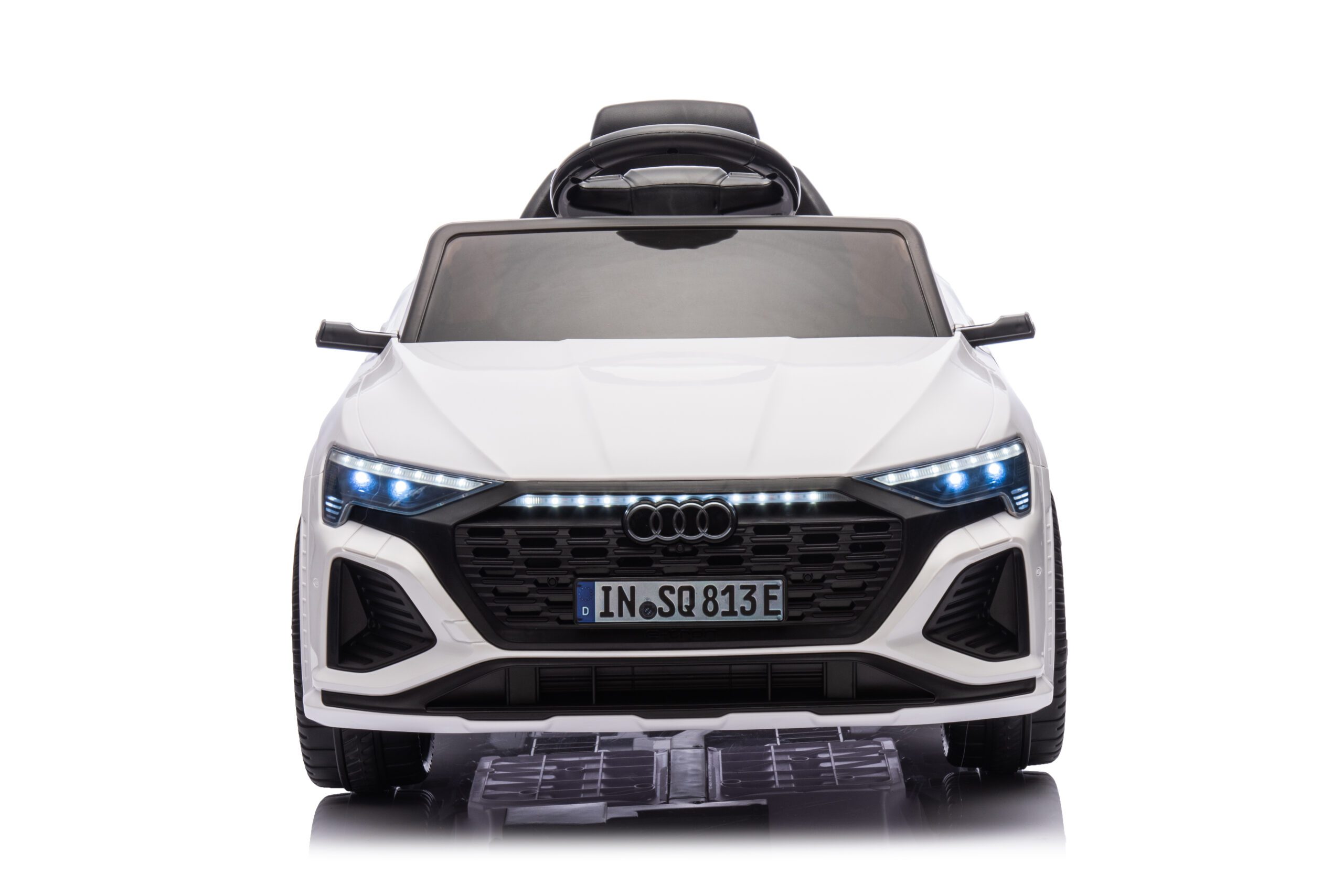 Vaikiškas elektromobilis HATIS "Audi SQ8"