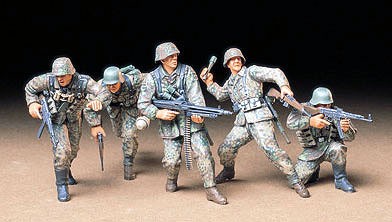 Tamiya - German Front-Line Infantrymen, 1/35, 35196