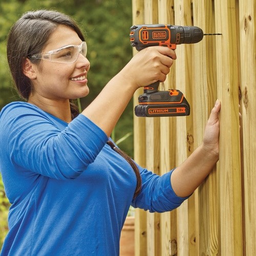 Akumuliatorinis suktuvas – gręžtuvas Black & Decker ,BDCDC18BAFC