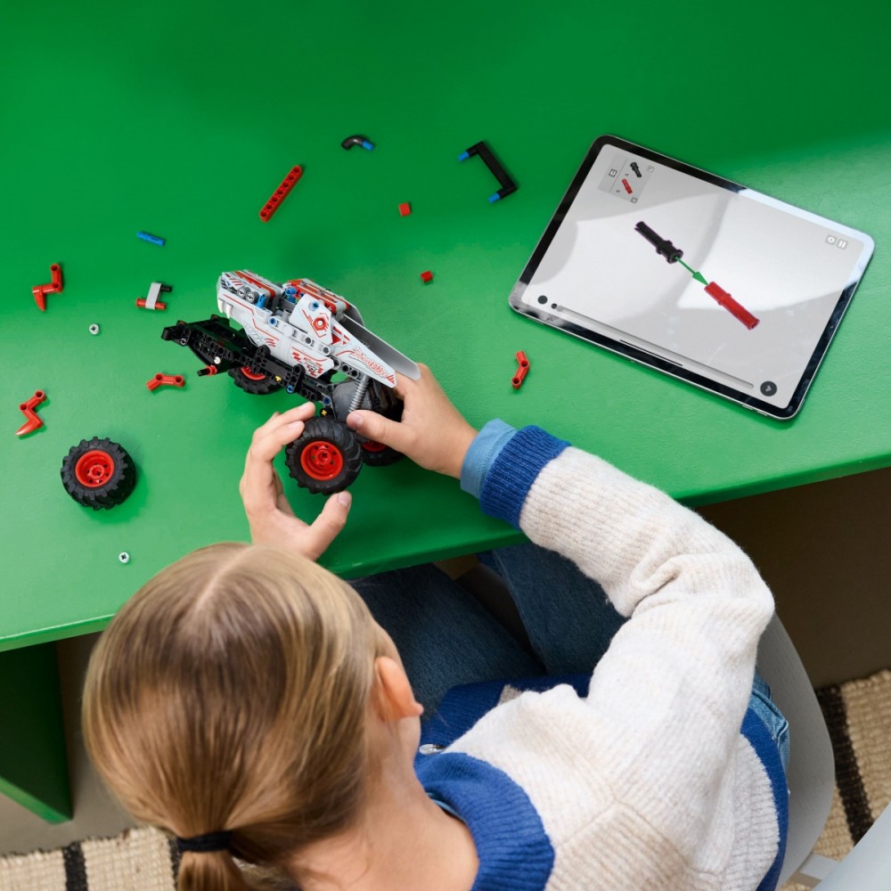 Lego® technic monster jam thunderroarus su atgaliniu mechanizmu