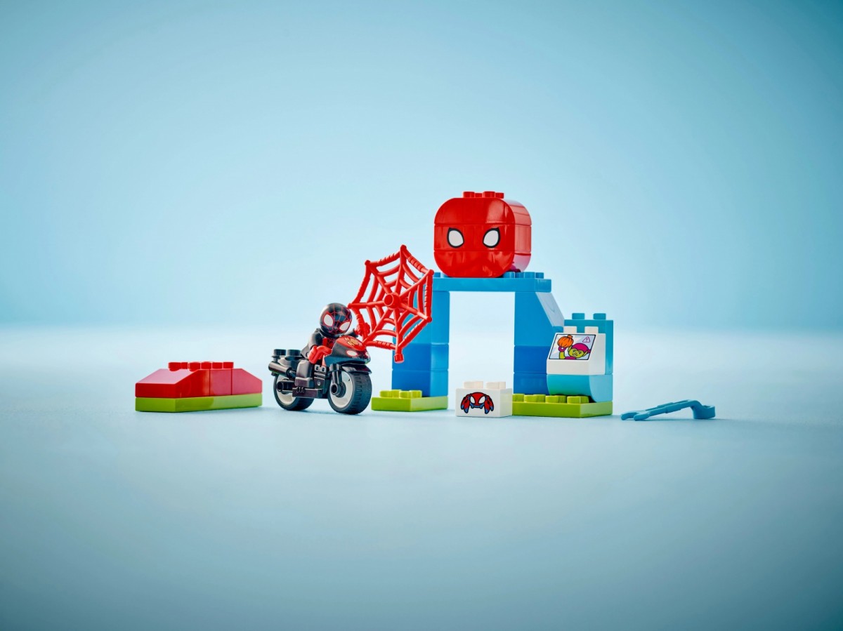 10424 lego® duplo suktuko nuotykiai su motociklu