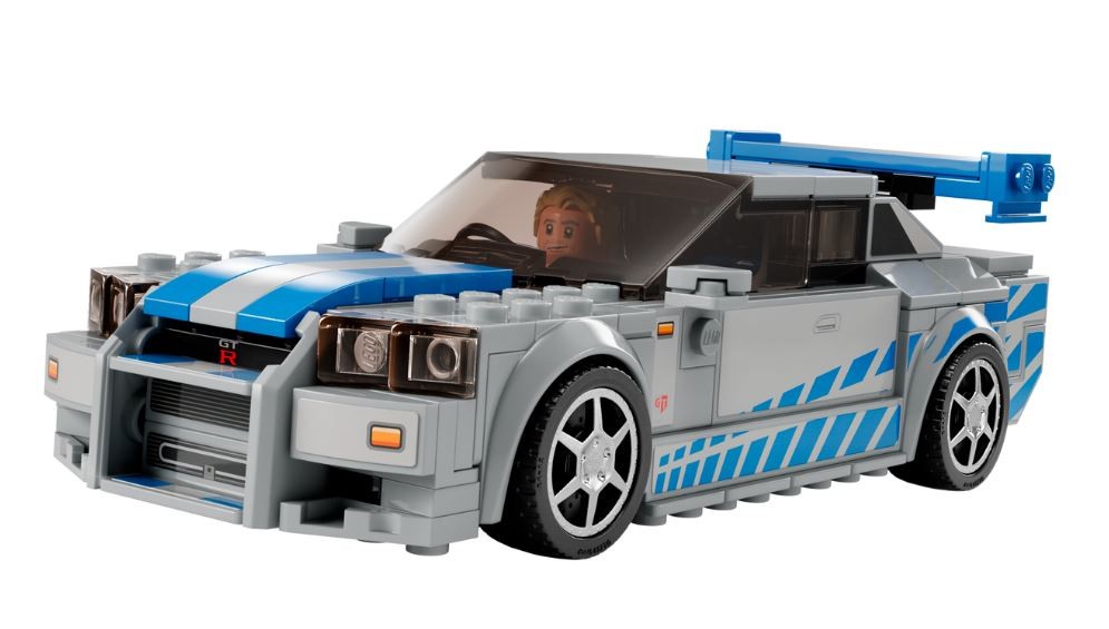Automobilis nissan skyline gt-r (r34) iš filmo „greiti ir įsiutę“, pilkas