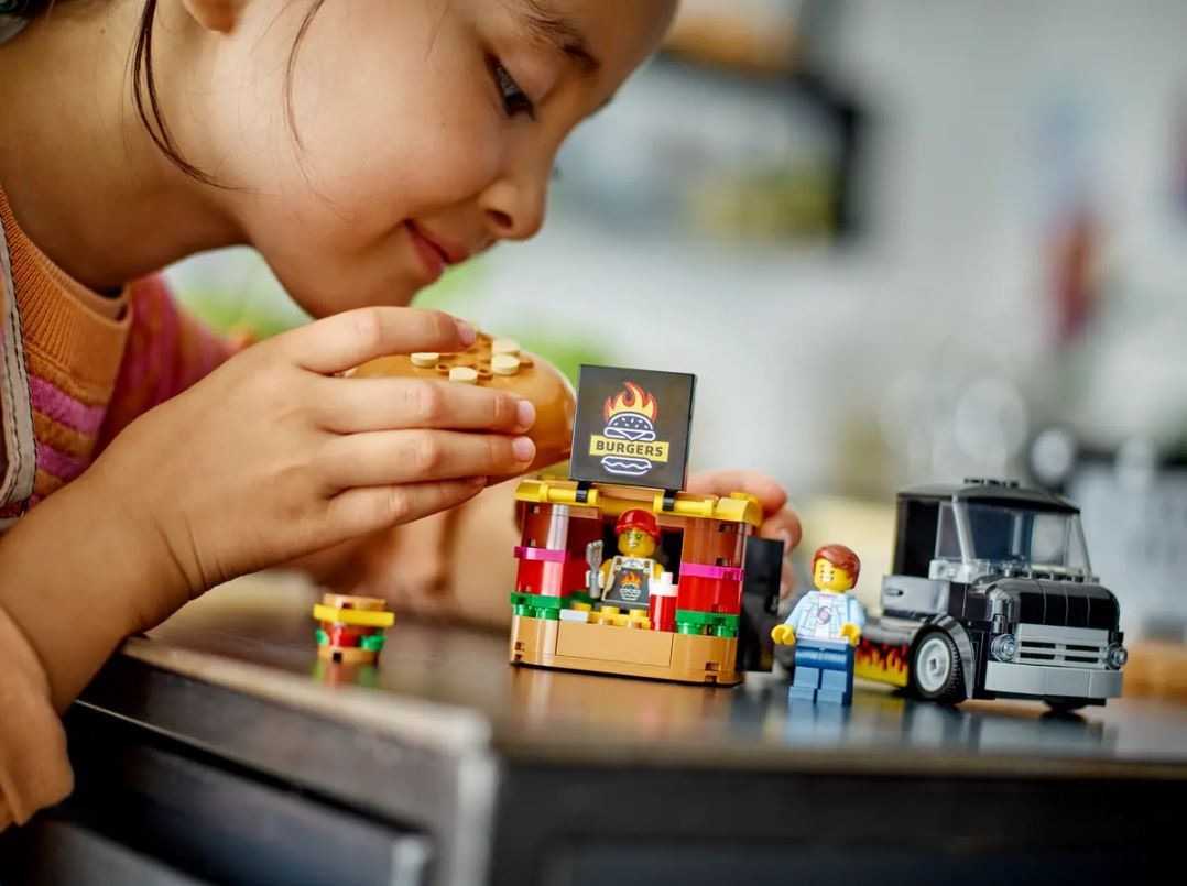 Mėsainių sunkvežimis, lego, spalvotas