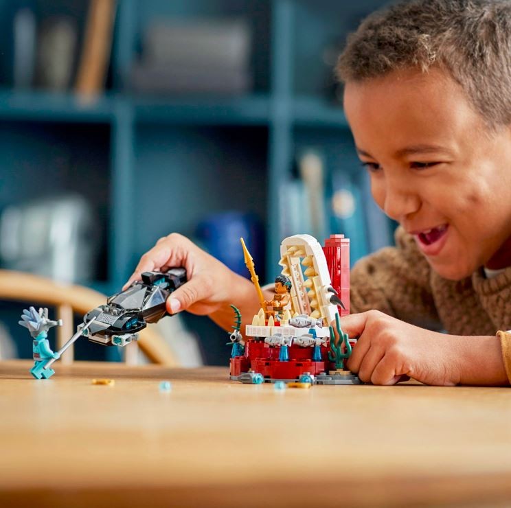 76213 lego® marvel super heroes karaliaus namoro sosto menė