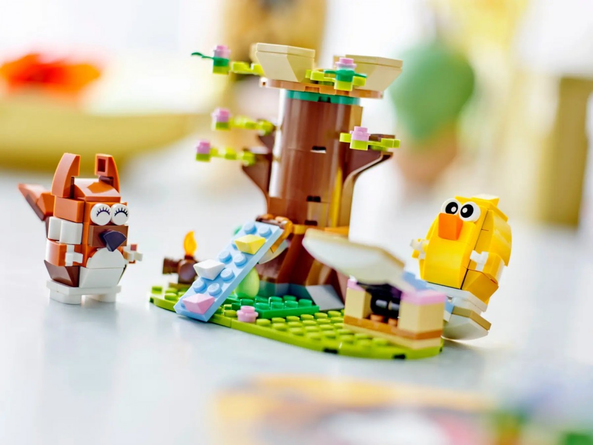 40709 lego® creator pavasarinė gyvūnų žaidimų aikštelė