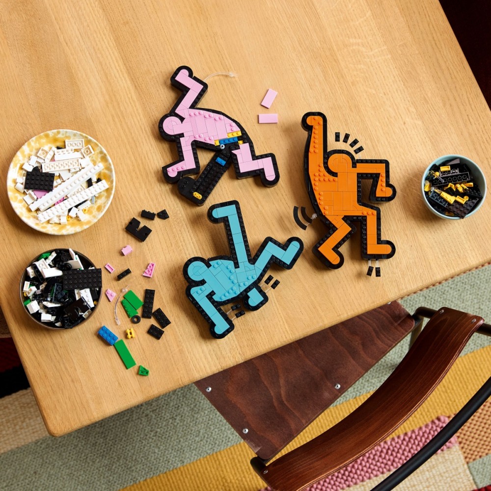 31216 lego® art keithas haringas – „šokančios figūros“.