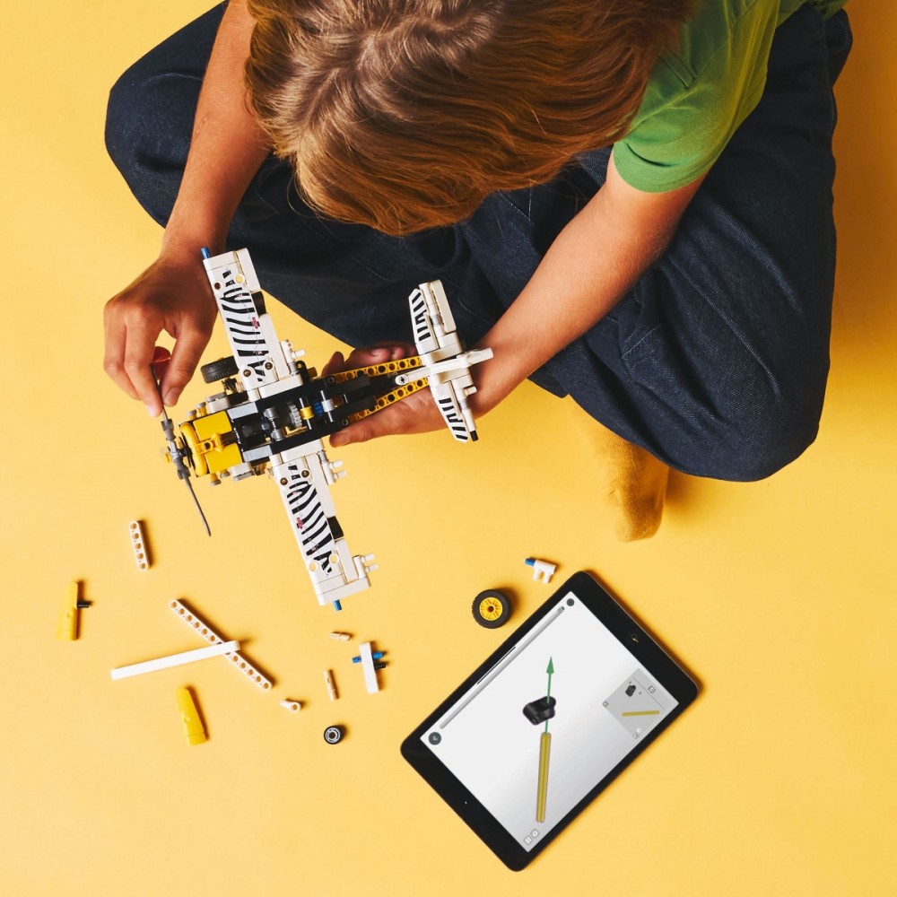Konstruktorius lego® technic lėktuvas