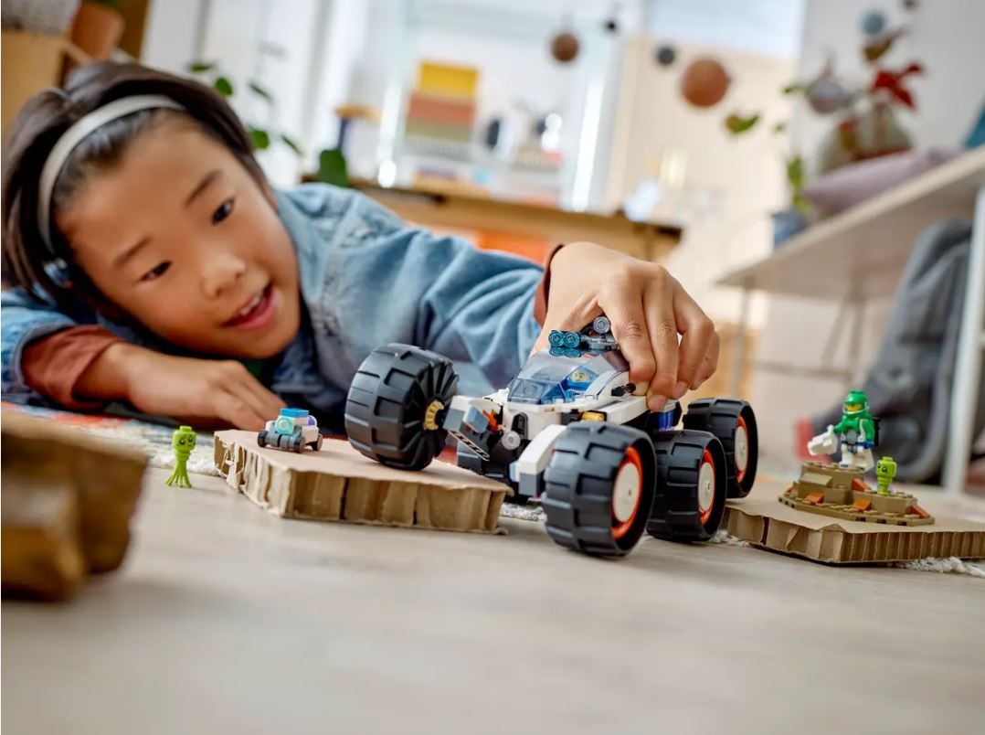 Konstruktorius kosminis tyrinėjimo visureigis lego city
