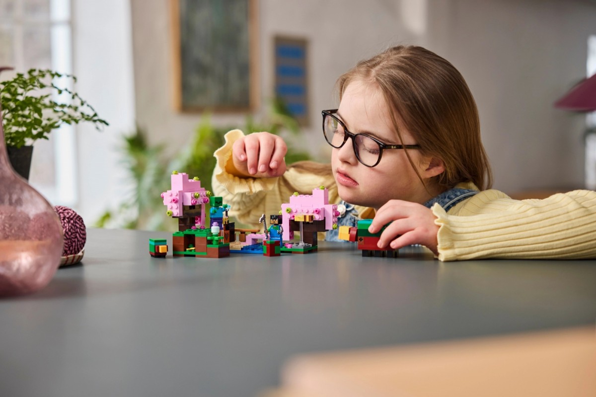 Konstruktorius vyšnių sodas lego minecraft