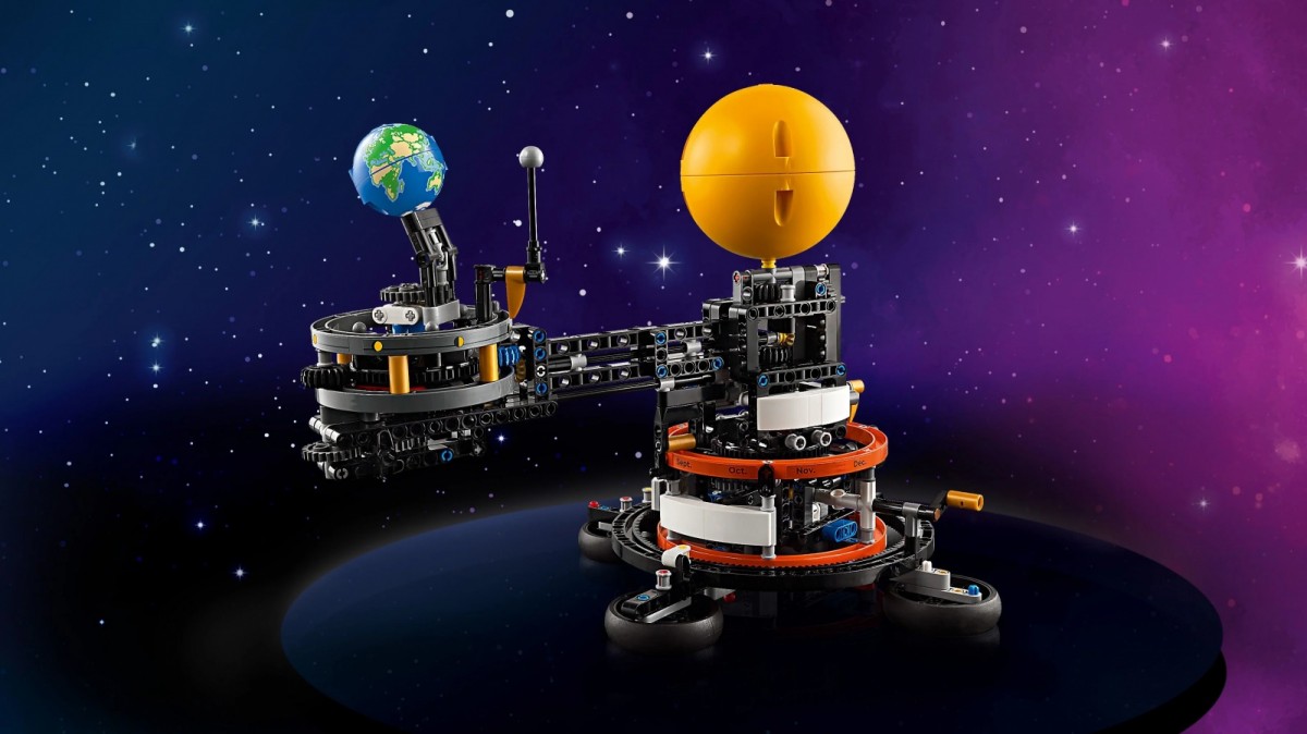 42179 lego® technic žemė ir orbita skriejantis mėnulis