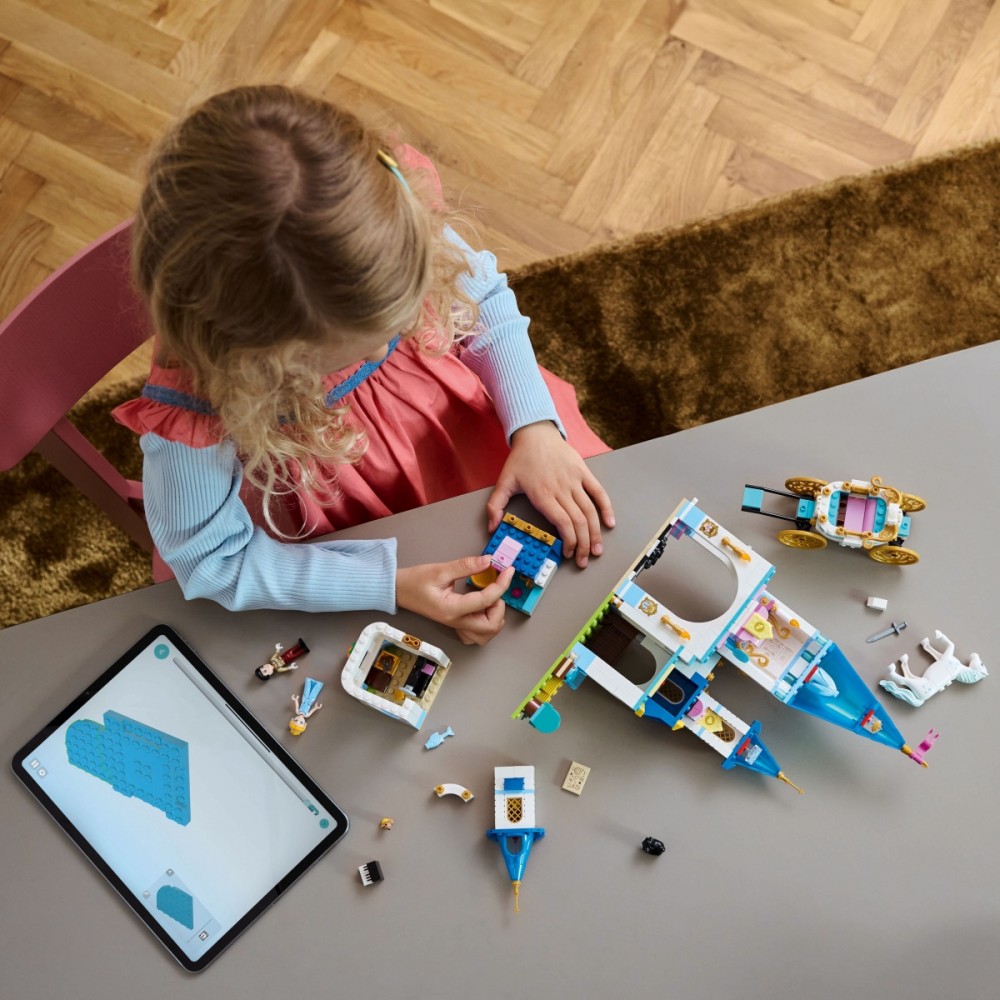 Konstruktorius lego disney pelenės pilis ir karieta