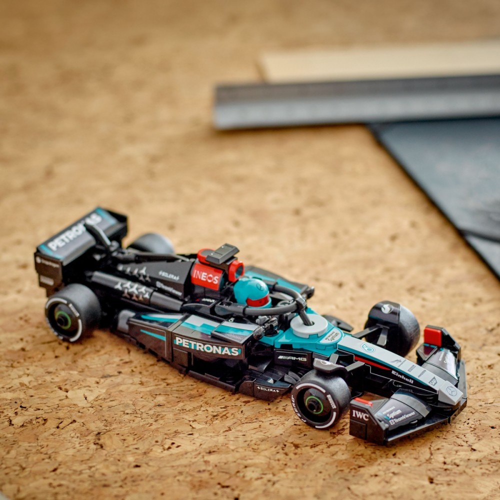 77244 lego® speed ​​champions lenktyninis automobilis mercedes-amg f1® w15
