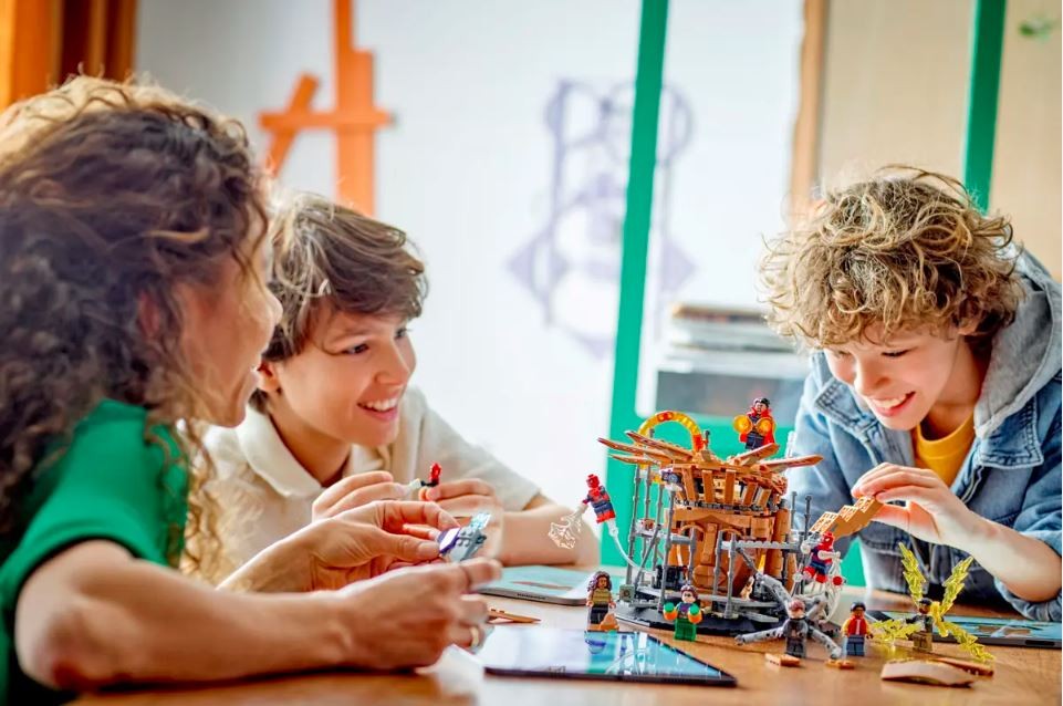 76261 lego® marvel paskutinis žmogaus-voro mūšis