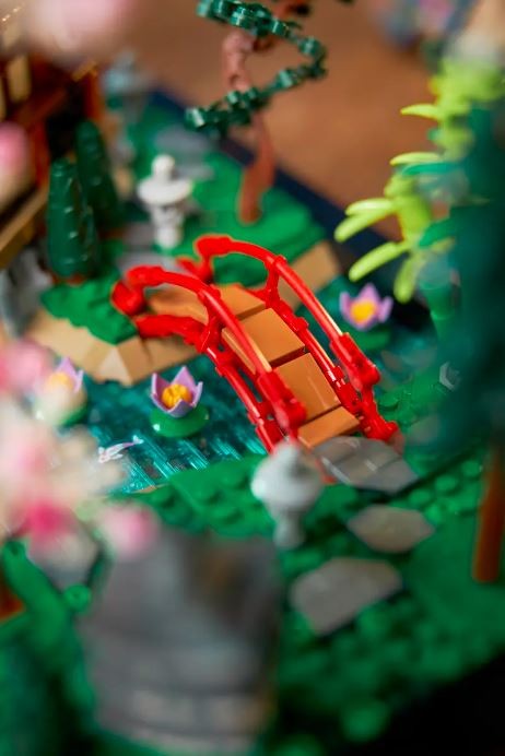 10315 lego® icons ramybės sodas