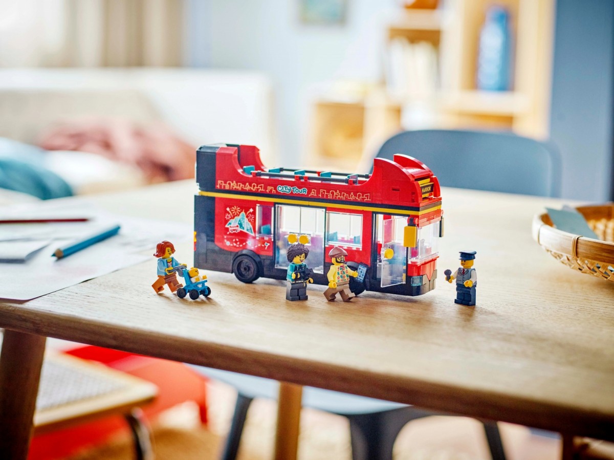 Raudonas dviaukštis autobusas rinkinys vaikams, lego city