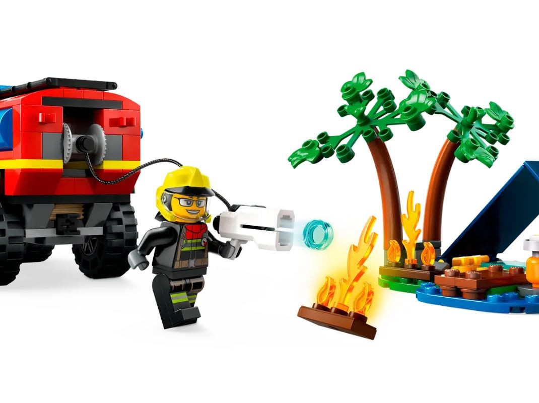 60412 lego® city;4x4 ugniagesių visureigis su gelbėjimo valtimi