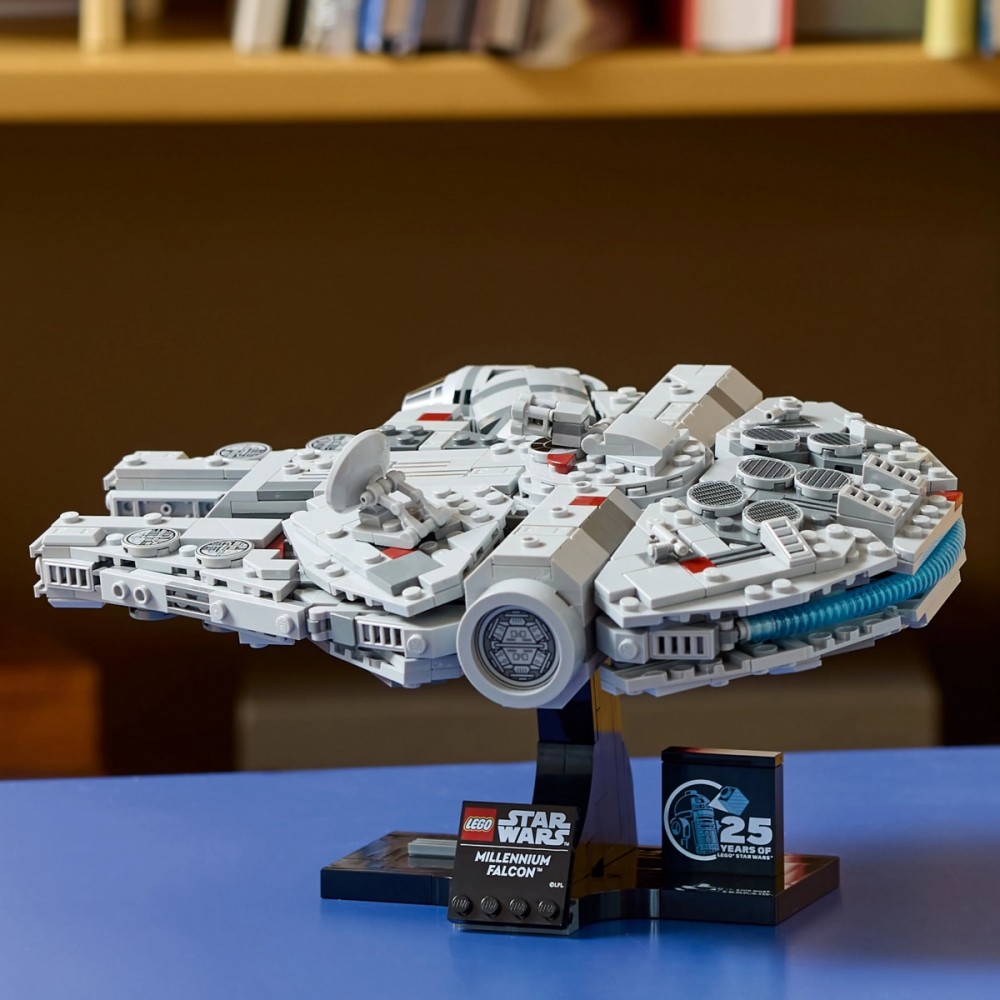 Star wars millennium falcon rinkinys, lego, pilkas