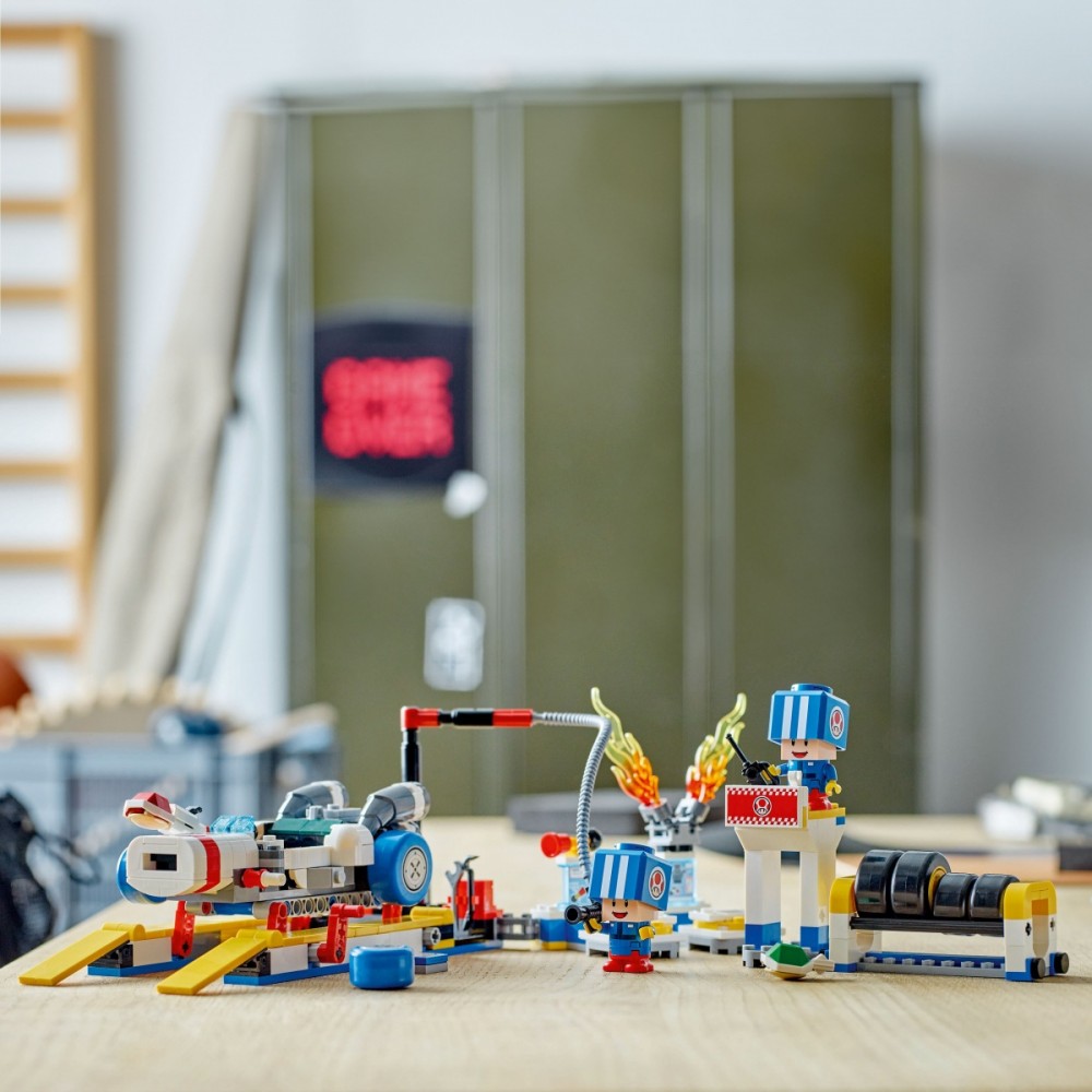 Toado garažas su mario kart, lego super mario