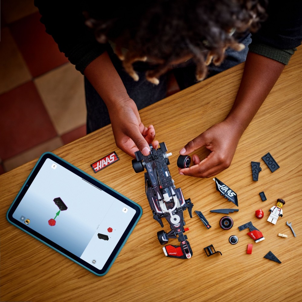 77250 lego® speed ​​champions lenktyninis automobilis moneygram haas f1® team vf-24