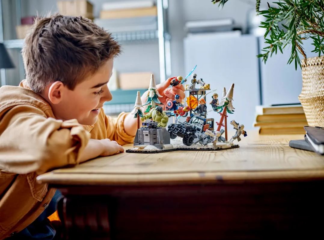 76291 lego® marvel keršytojų komanda: altrono amžius