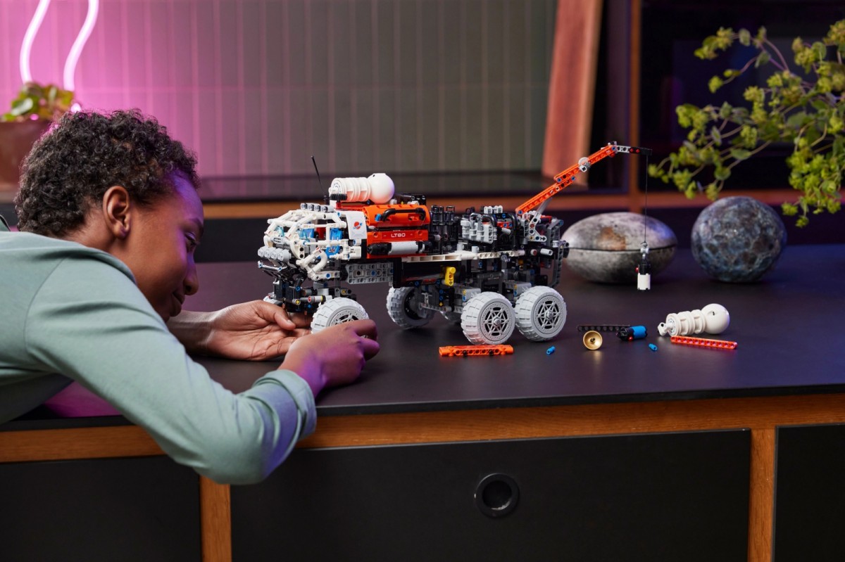 42180 lego® technic marso įgulos tyrinėjimų visureigis