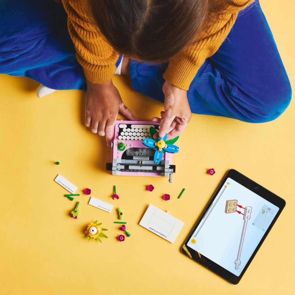 Konstruktorius lego® creator rašomoji mašinėlė su gėlėmis
