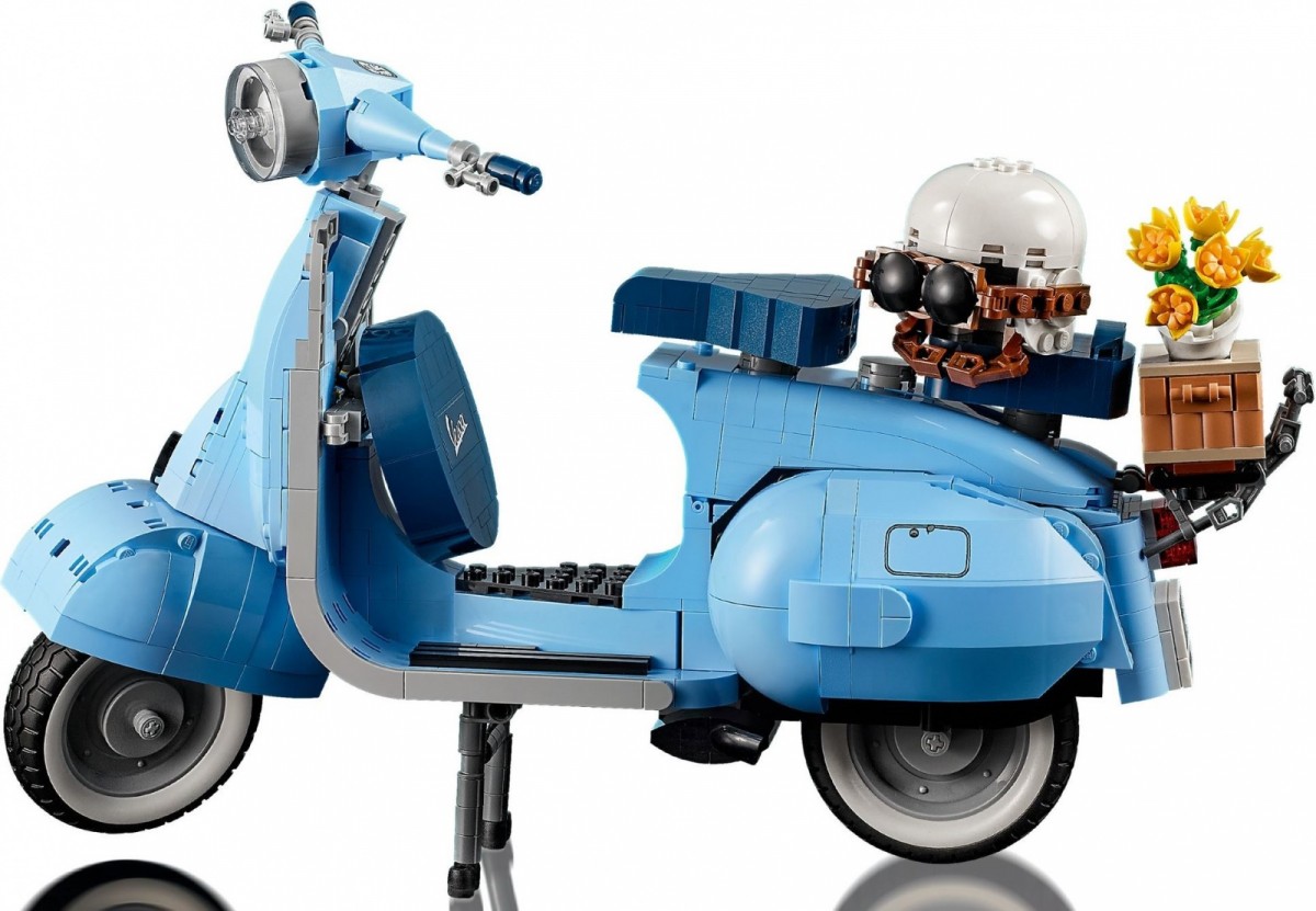 10298 lego® icons vespa 125