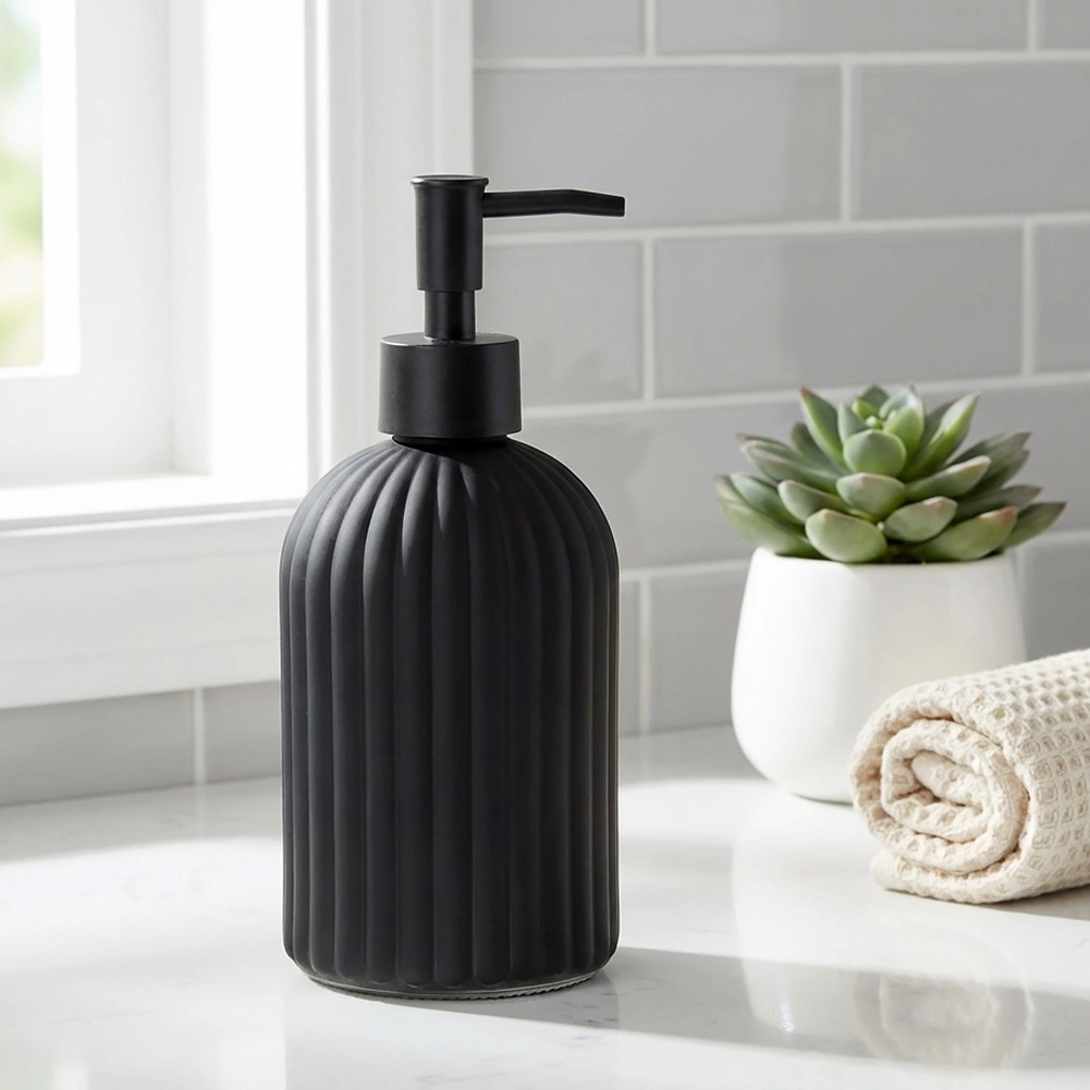 Skysto muilo dozatorius 400 ml stiklinis juodas
