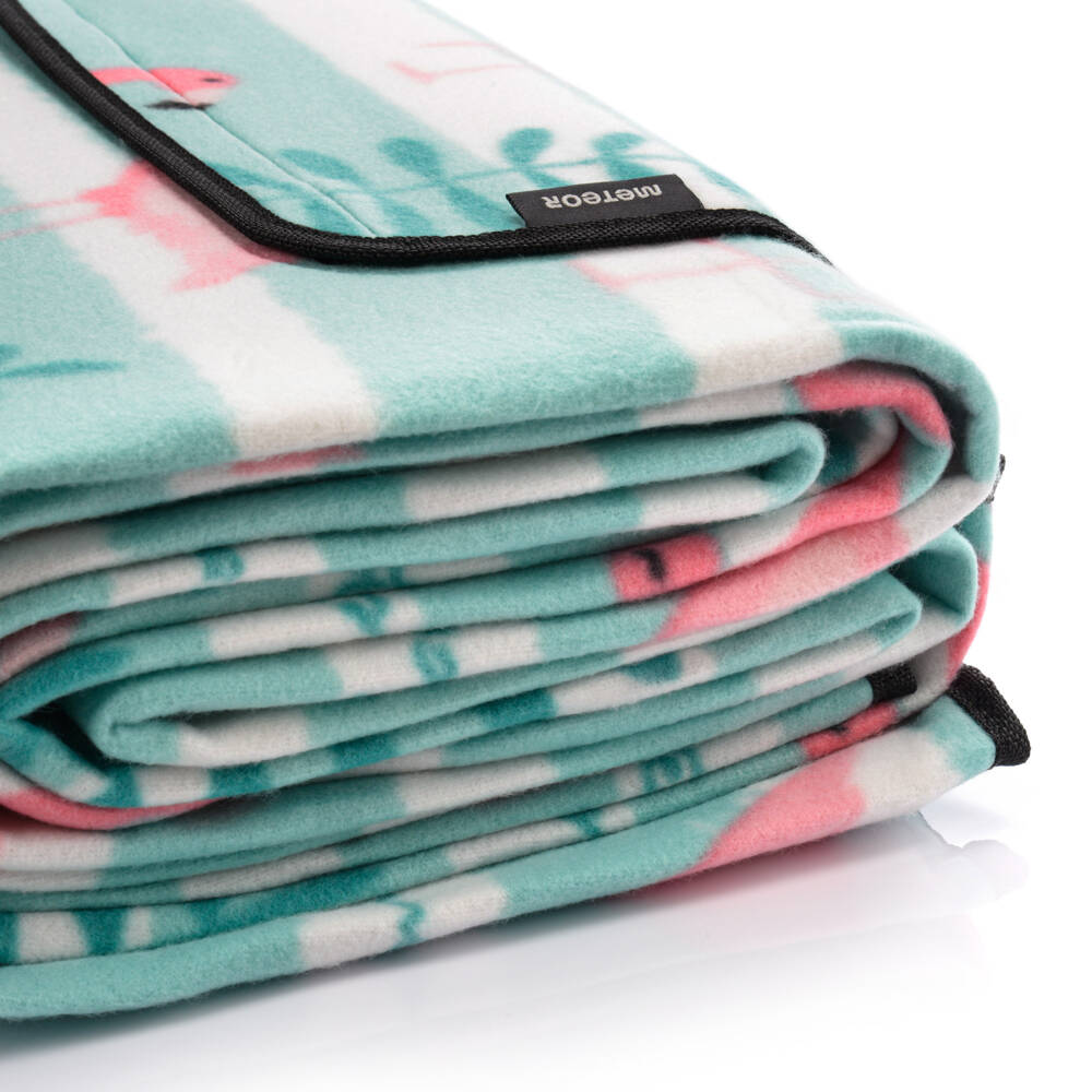 Pikniko antklodė meteor 200x200 flamingos alu 3 sluoksnių kompaktiška 2xl didelė