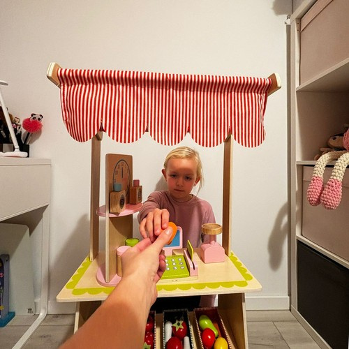 Medinis vaikų prekybos kioskas 94x29x44,5 cm