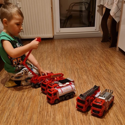 Žaislinis ugniagesių automobilių rinkinys 6in1 vaikams kruzzel 24631