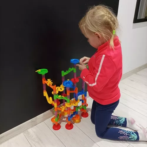 Kamuoliukų takelis shantou qinfeng 105 elementų